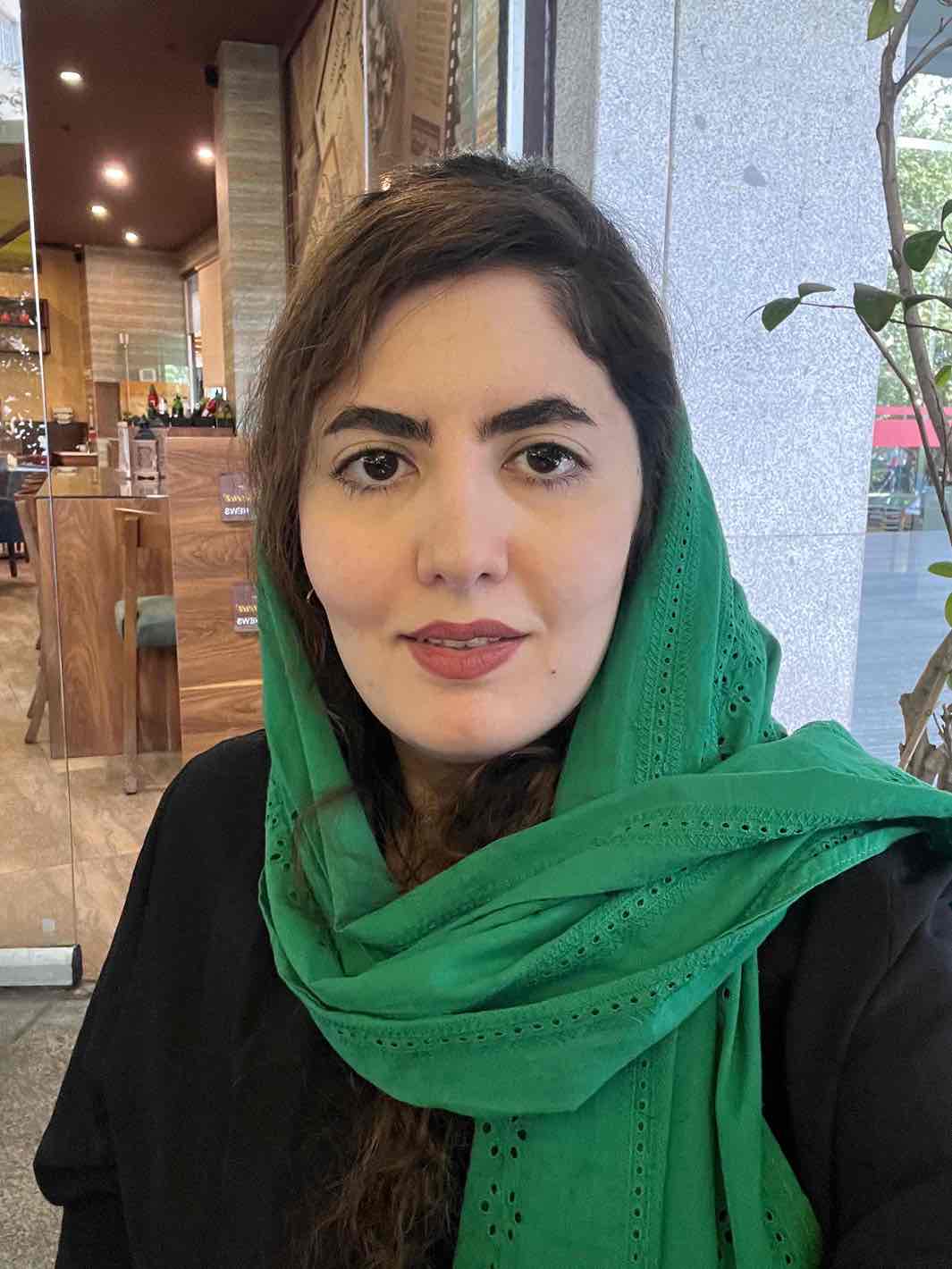 نگین حاجی آقایی